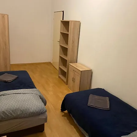 Tomkova Guest house *
